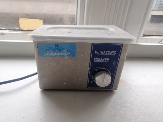 ultrasonic cleaner