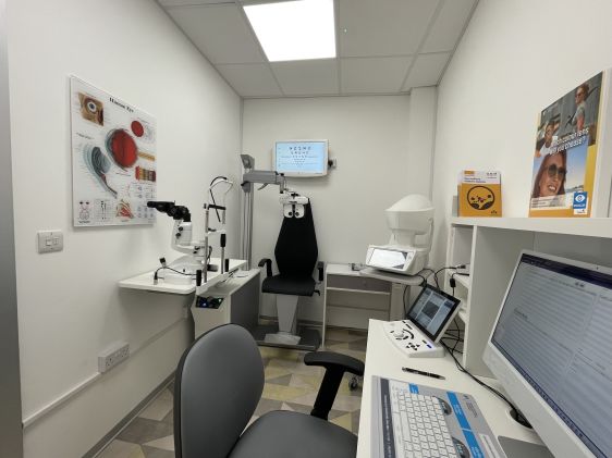 VISION R800 W/ NEW SCREEN