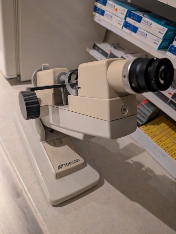 Topcon Lensmeter L8 - For parts
