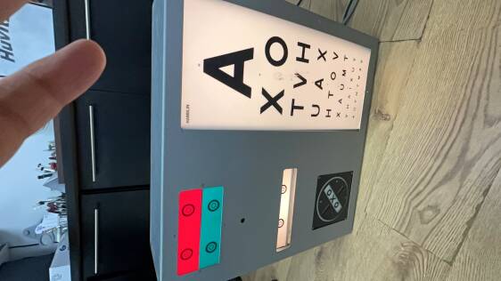 Snellen Chart. Light box