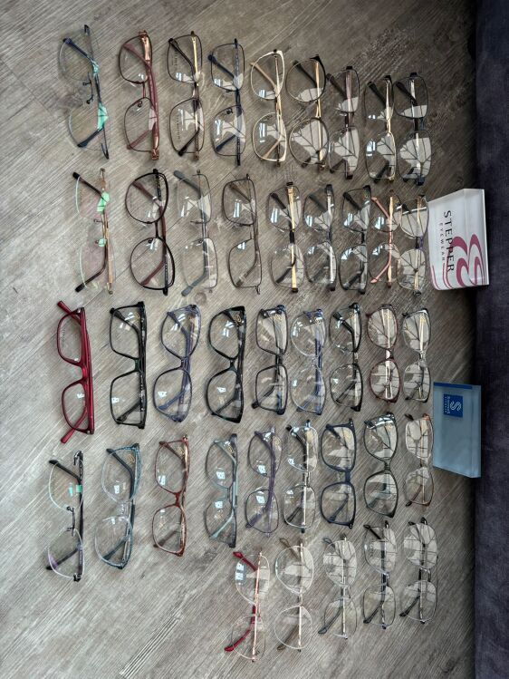 41 x Stepper Optical frames