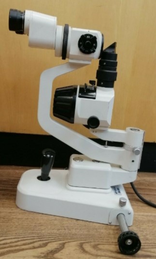 TopCon SL-2E Slit Lamp
