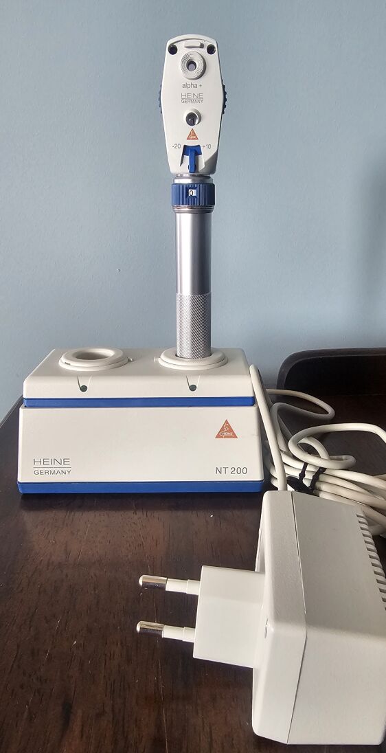 Heine alpha+ portable mini ophthalmoscope charger