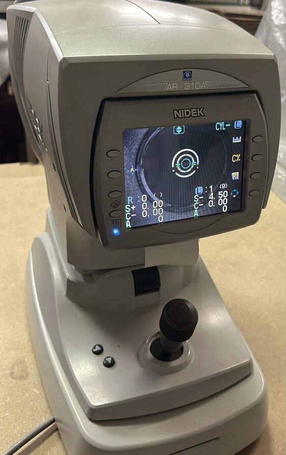 Autorefractometer Nidek AR-310A