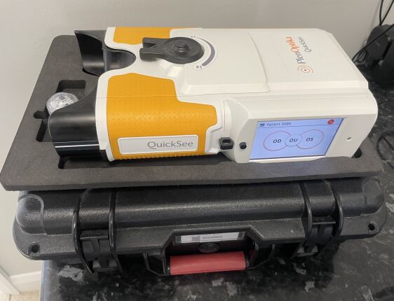 PlenOptika Quicksee Autorefractor