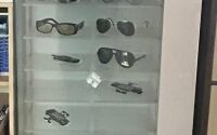 Glass display cabinet freestanding 