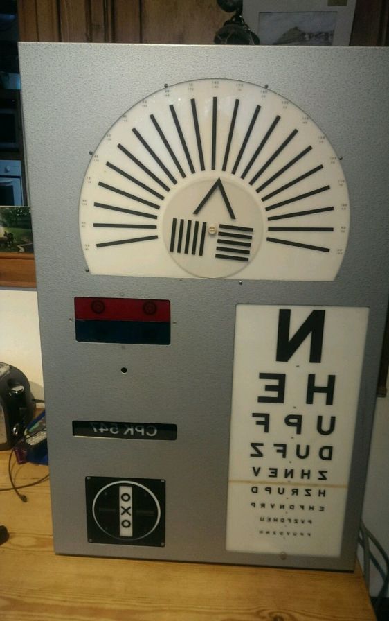 Eye Chart Machine