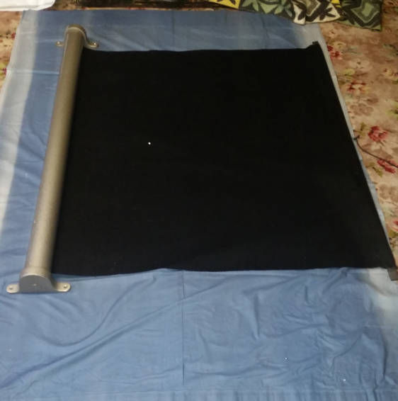 Bjerrum Screen spring roller operated