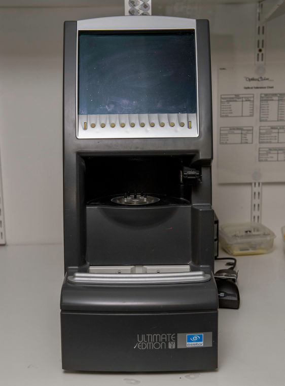 Essilor Ultimate Edition tracer/blocker