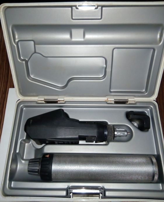 Heine BETA 200 retinoscope