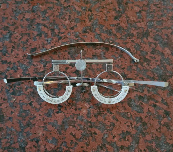 Skeleton Trial Frame
