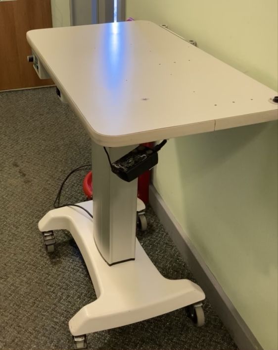 Double Instrument Table