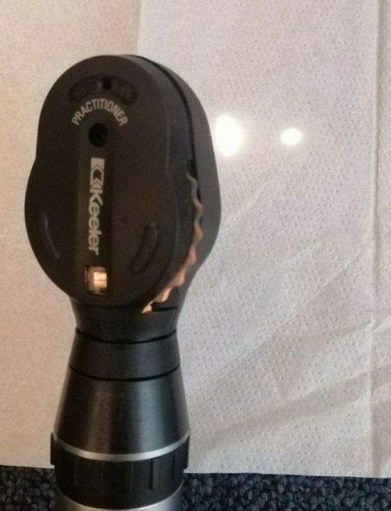 Keeler Practitioner Ophthalmoscope Head and light