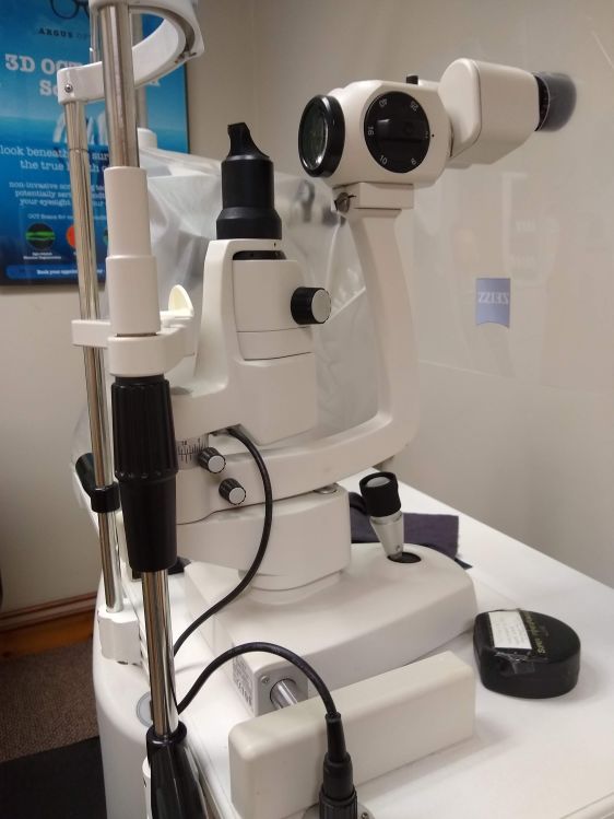 CSO SL900 Slit lamp