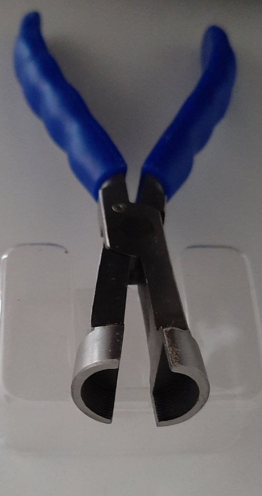 New lens block remover plier