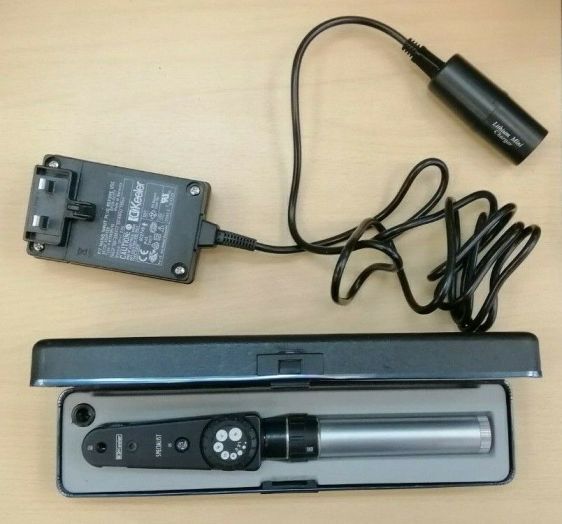 Keeler Vista Specialist Ophthalmoscope, charger Used Ophthalmoscopes