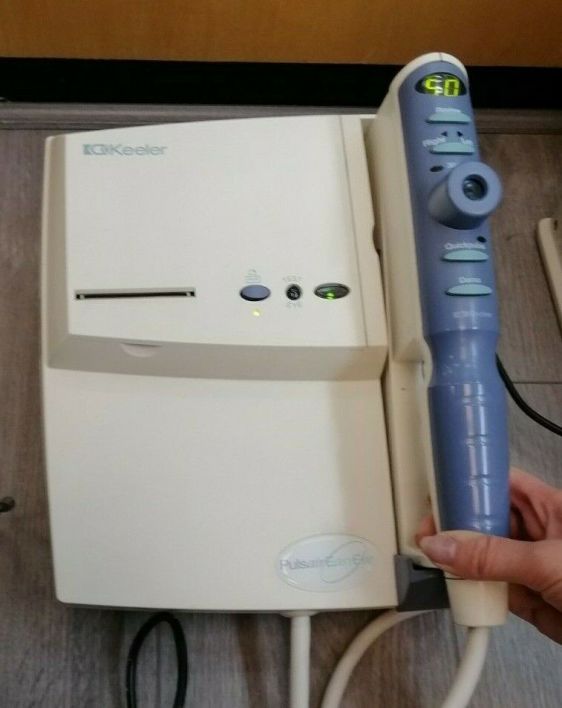 Keeler Pulsair 2414P6000 Tonometer / bracket Used Tonometers