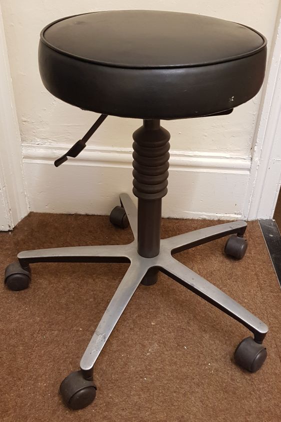 Gas Lift Stool