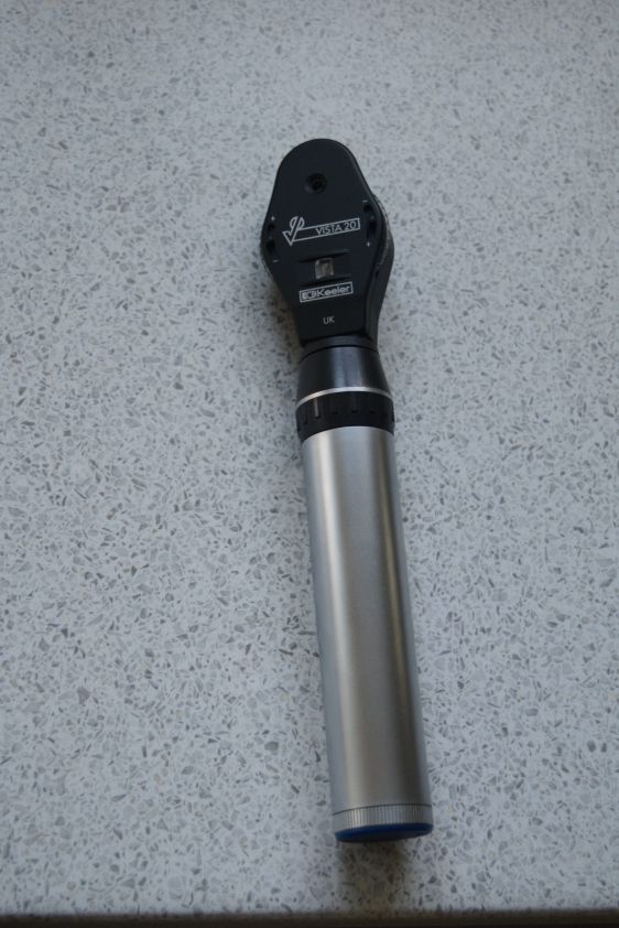 KEELER VISTA 20 OPHTHALMOSCOPE