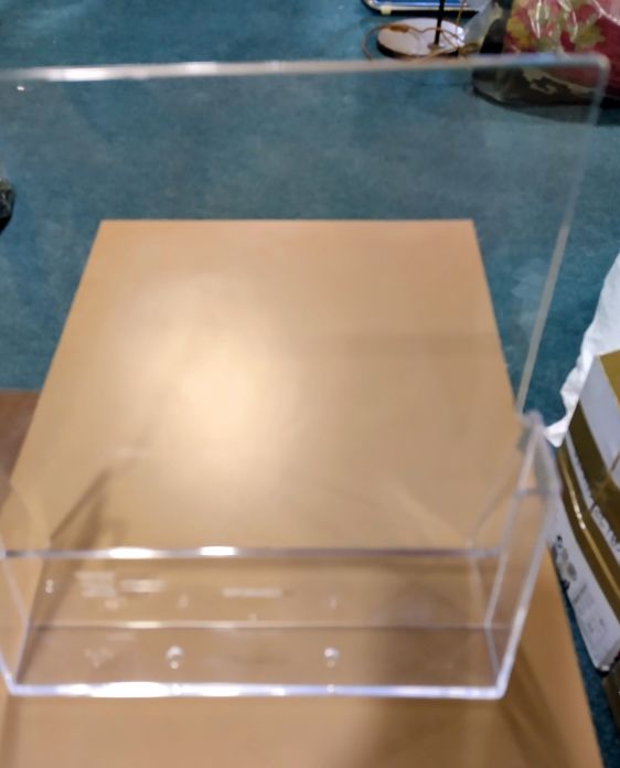 A4 PAMPHLET & BROCHURE HOLDER