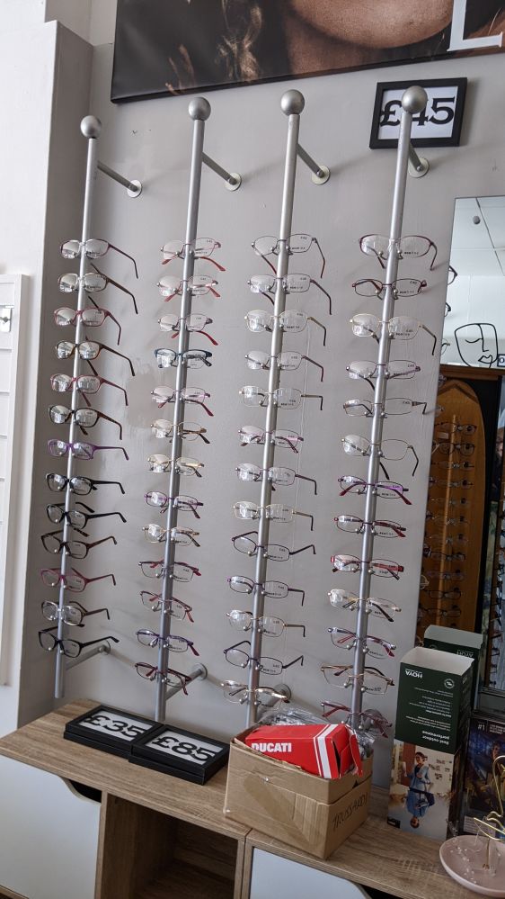 FRAME WALL DISPLAY FITTINGS
