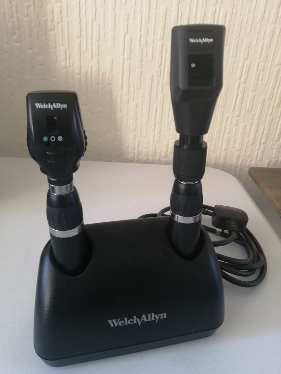 Welch Allyn Ophthalmoscope with Charger 