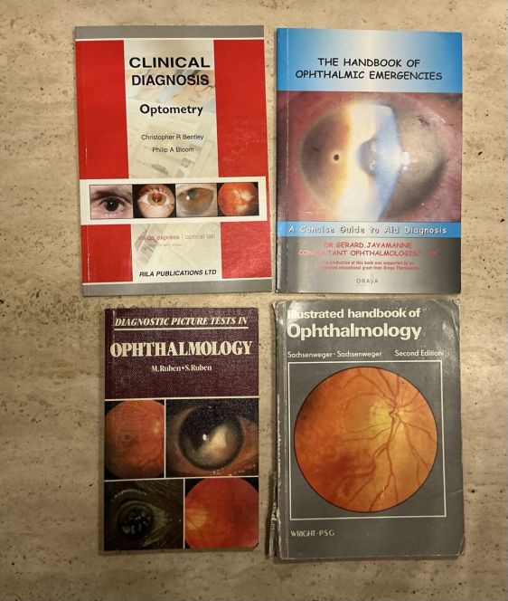 4 Ophthalomic books