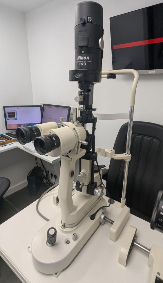 Nikon FS3 Slit Lamp