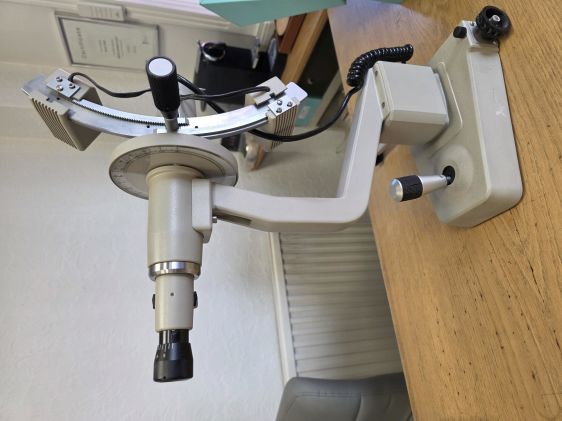 Keratometer