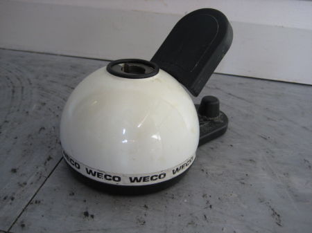 WECO lens block remover