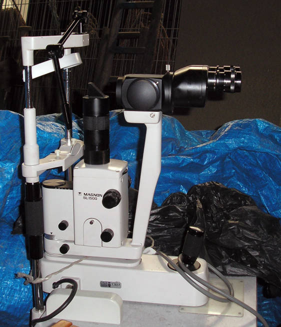 Magnon SL1500 Slit Lamp