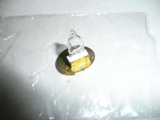 Topcon slitlamp bulbs. SL-2E, SL-1E, SL-2D, SL-4F.