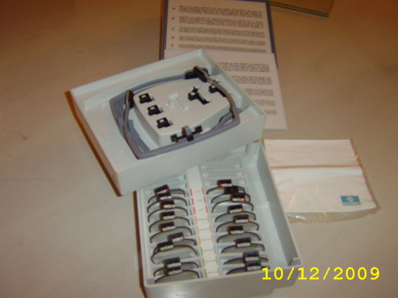 Essilor Presbyopic demo kit