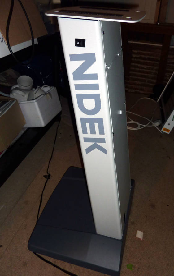 NIDEK STAND