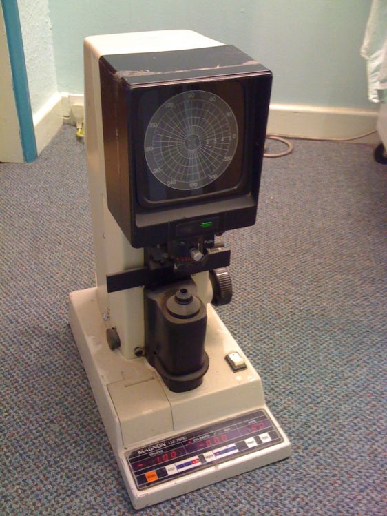 Magnon LM-750C Lensmeter