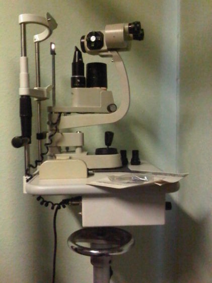 'EYCO' Slit lamp and Table