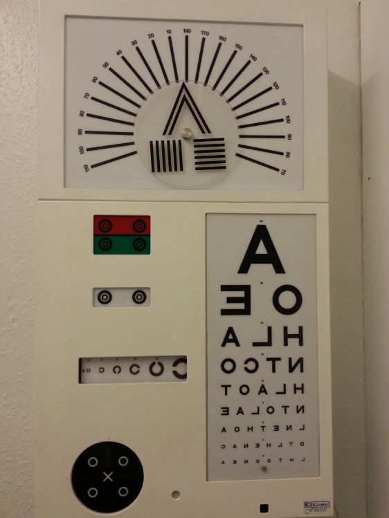 Keeler wireless Eye Testing Chart, multi function.