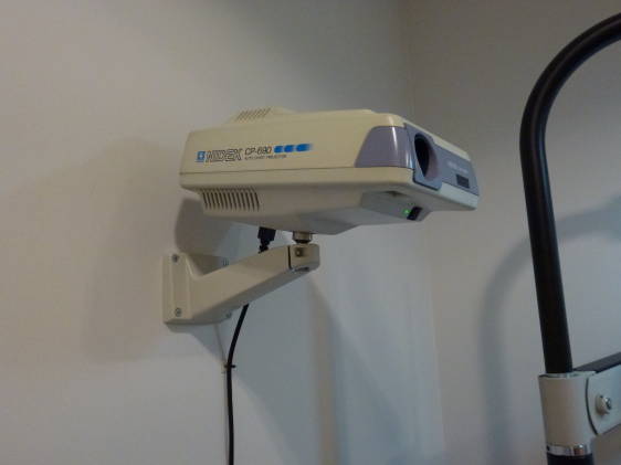 Nidek CP690 Chart Projector