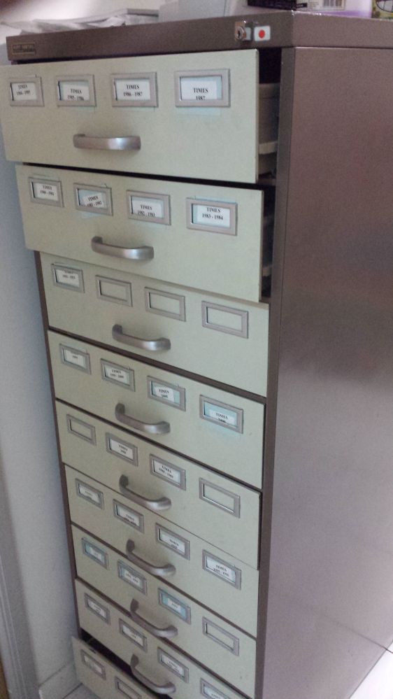 Ophthalmic lens storage giant