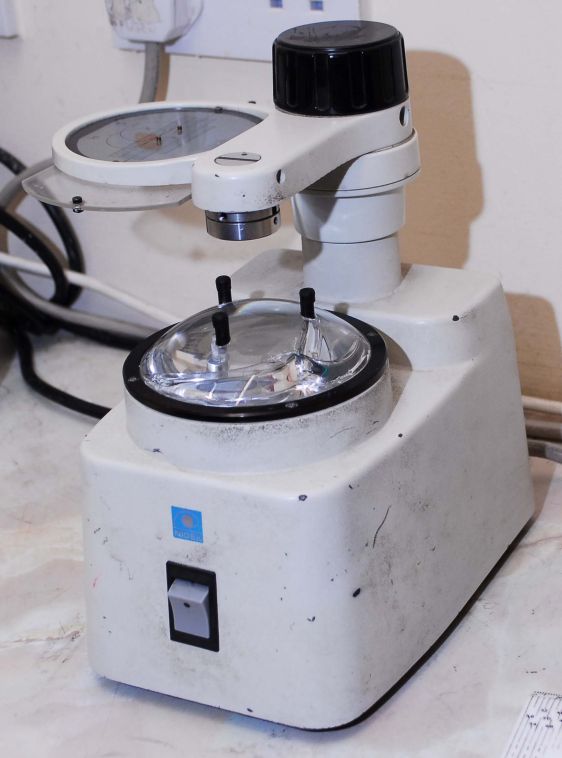 nidek blocker Used Blocker Lab Equipment Used Optical Equipment