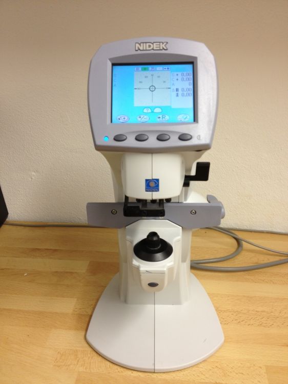 Nidek LM-500 lensmeter