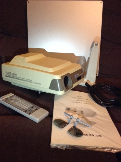 Nidek CP670 chart projector