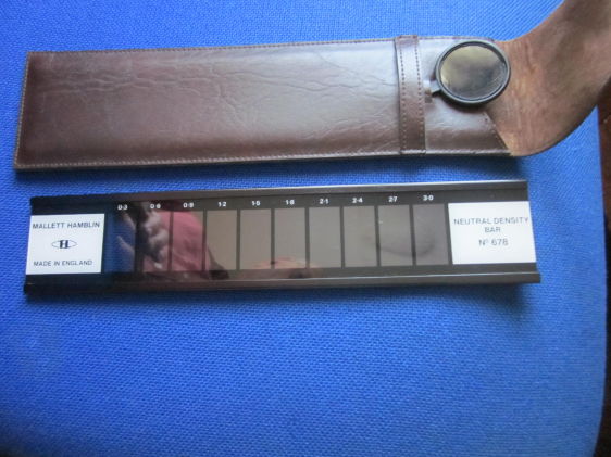 Neutral density bar