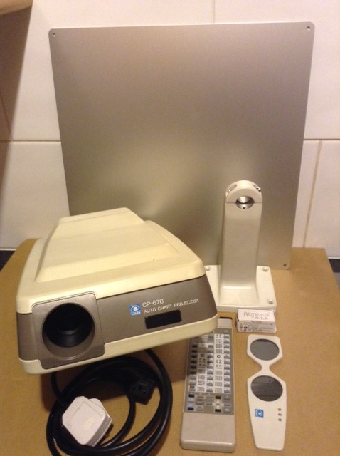 Nidek CP-670 chart projector
