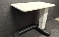 Wheelchair accessible table